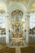 Frauenkirche innen

Die wiederaufgebaute Frauenkirche ist ein Ort lebendiger Religiosität und Musikpflege. Hier ein Blick auf den Altar mit der Szene Christi am Ölberg und die Orgel des Straßburger Orgelbaumeisters Daniel Kern. 

Foto: Sylvio Dittrich (DWT)