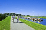 Durchatmen beim Radfahren am Deich  (c) BTZ