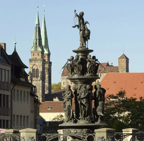  � Sehensw�rdigkeiten - Tugendbrunnen - Congress- und Tourismuszentrale N�rnberg  

