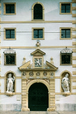  Zeughaus Graz, Aussenansicht, � LMJ