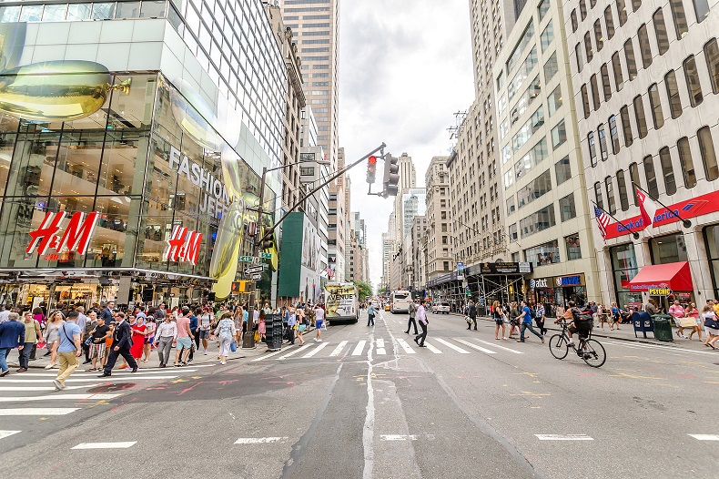 Stockfoto-ID: 70956400 Copyright: Alex9500 - BigStockPhoto