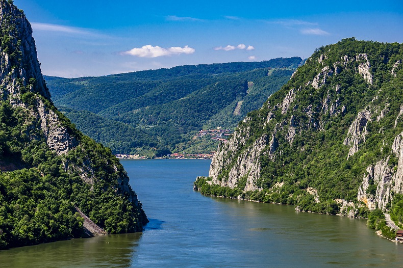 Donau Schiffsausflug ab Belgrad