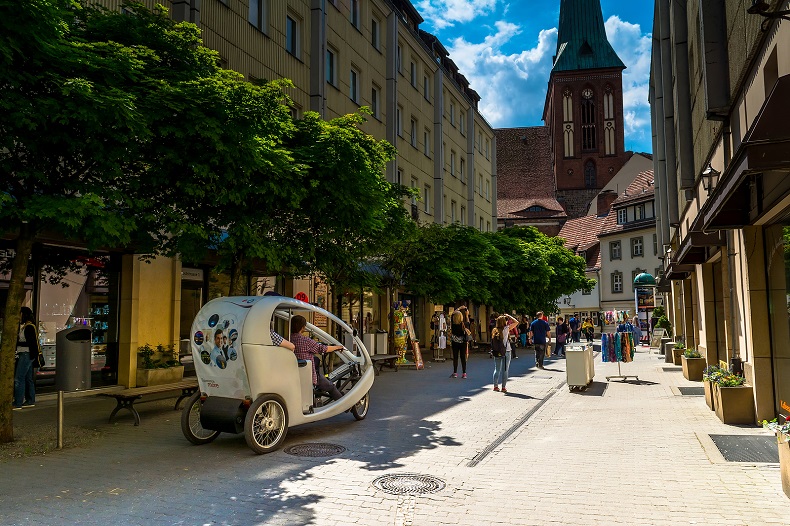 Stockfoto-ID: 249213700 Copyright: AntonBigstock