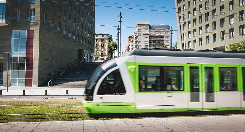 &Ouml;ffentliche Verkehrsmittel Bilbao - Tram