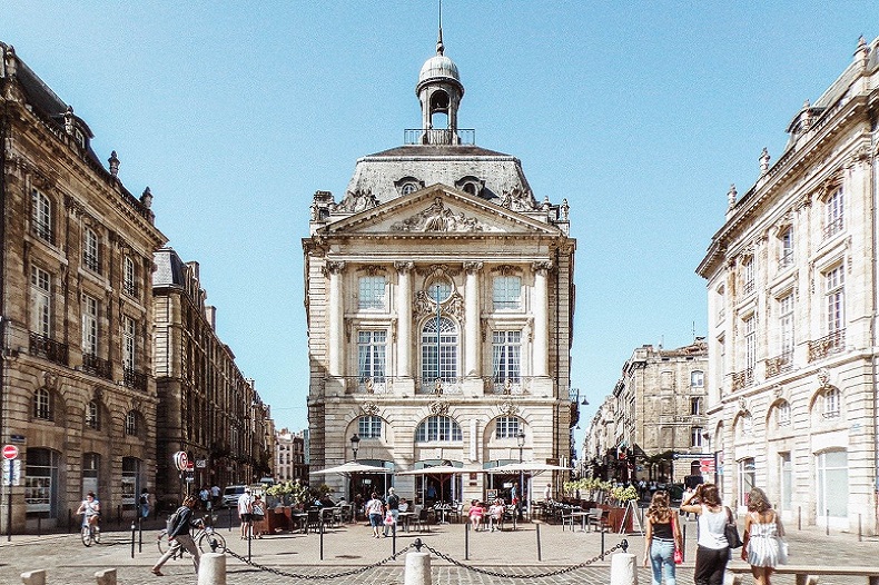 Bild von Niki Nagy auf Pixabay