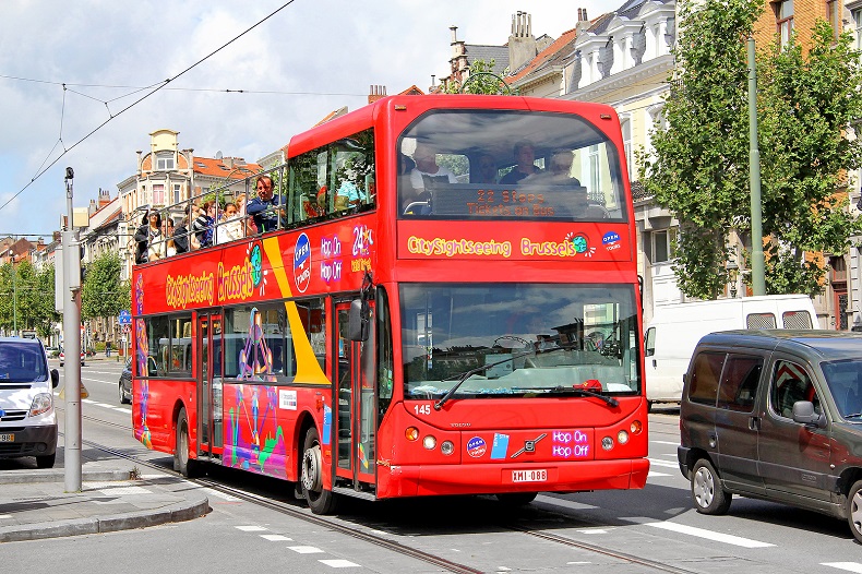 Stadtrundfahrt durch Br&uuml;ssel - Stockfoto-ID: 81384845 Copyright: Artzzz - Big Stock Photo