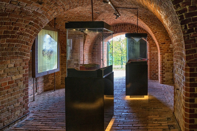 Stockfoto-ID: 384188516 Copyright: Kutredrig - Big Stock Photo