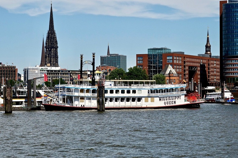 Hamburg - Elbrundfahrt - Bild von wasi1370 auf Pixabay 