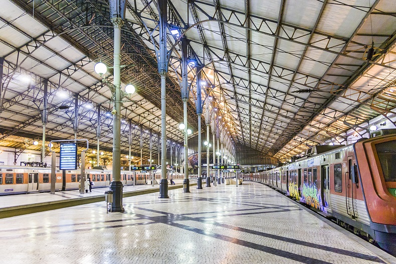  Stockfoto-ID: 326868973 Copyright: travelview