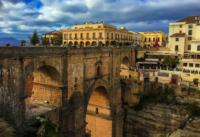 Tagesausflug Ronda und Setenil de las Bodegas