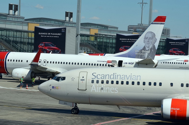 Flughafen Oslo-Gardermoen - Oslo - Stockfoto-ID: 321454279 Copyright: Sergey-USSR - Big Stock Photo