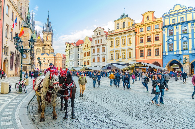 Altstadt Kutsche Stockfoto-ID: 364295938 Copyright: Aliaksandr Antanovich - Big Stock Photo