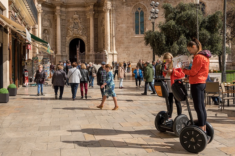 Stockfoto-ID: 234931102 Copyright: BackyardProductions - Big Stock Photo