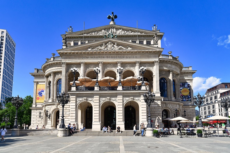 Stockfoto-ID: 384678131 Copyright: Firn - Bigstockphoto.com