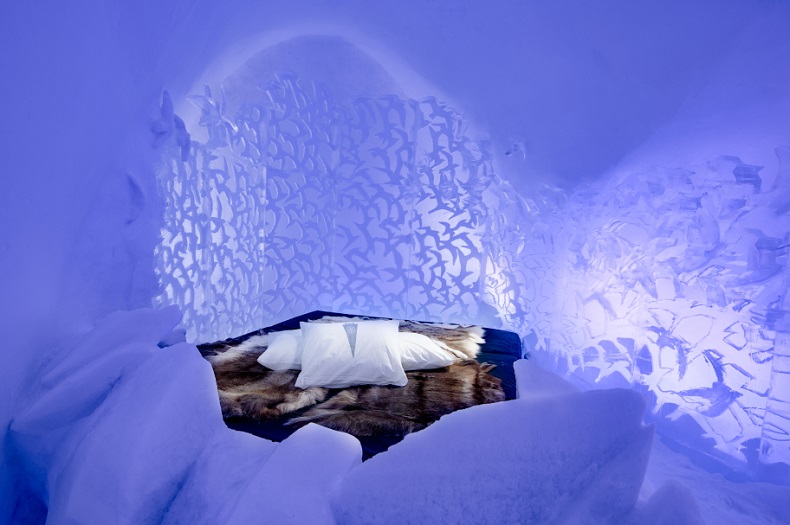 PHOTOGRAPHER: Asaf Kliger - www.icehotel.com