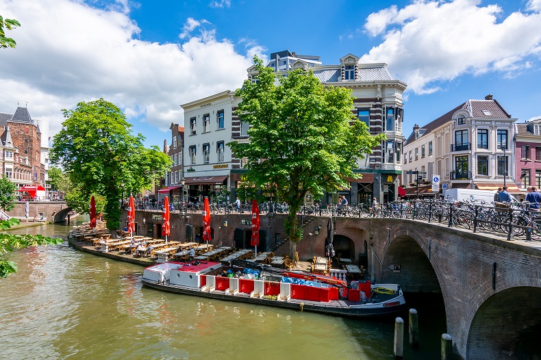 Utrecht - Bild von Stockfoto-ID: 388679704Copyright: mistervlad - Bigstockphoto