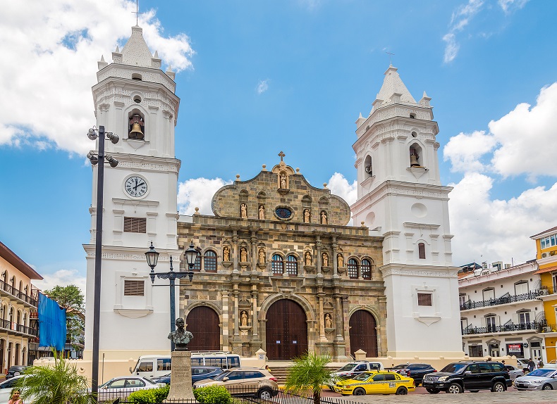 Stockfoto-ID: 305485111 Copyright: milosk50